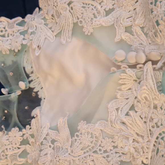 BOW DREAM 3T SLEEVELESS GORGEOUS DESIGNER BY HONG BABY GIRL PARTY DRESS - Picture 9 of 11